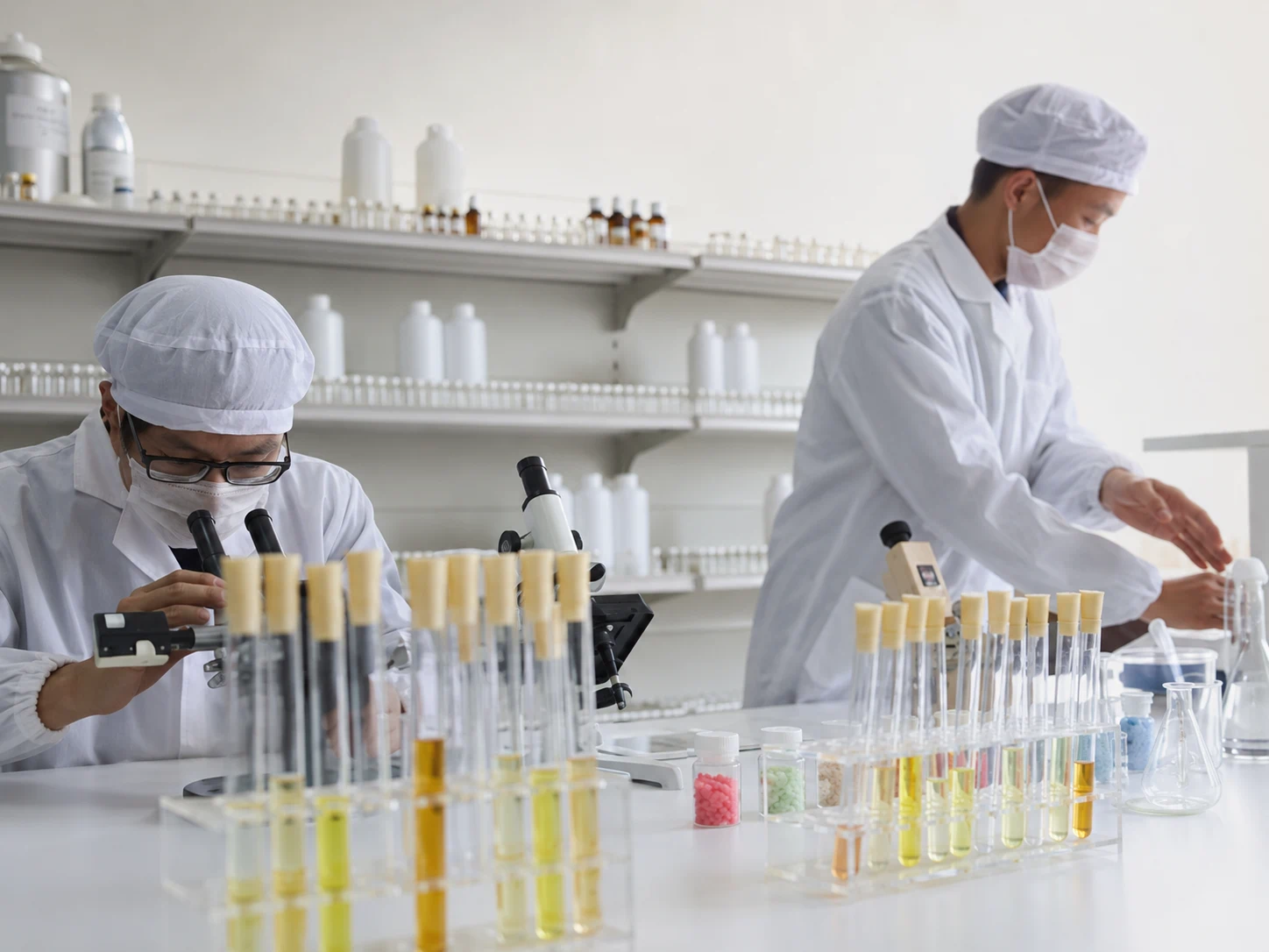 Fragrance development and testing for custom hanging glass car air fresheners